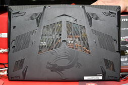 画像ギャラリー No.021のサムネイル画像 / ［COMPUTEX］MSIのMax-Q採用ノートPCは，従来と同じ筐体で何が変わった？ 横スクロールSTGのボス的デザイン採用マザーなどとまとめてチェック