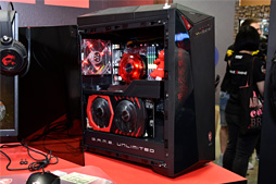画像ギャラリー No.026のサムネイル画像 / ［COMPUTEX］MSIのMax-Q採用ノートPCは，従来と同じ筐体で何が変わった？ 横スクロールSTGのボス的デザイン採用マザーなどとまとめてチェック