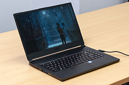 画像ギャラリー No.045のサムネイル画像 / 薄型のゲームノートPCを実現する「Max-Q」は2018年モデルでどこまで進化したか。MSIのGTX 1070搭載機で確かめてみた
