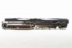 画像ギャラリー No.054のサムネイル画像 / MSI「GeForce RTX 2080 Ti GAMING X TRIO」レビュー。30cm超級の巨大なRTX 2080 Tiカードが持つ実力を探る