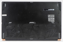 画像ギャラリー No.006のサムネイル画像 / 【PR】RTX 2080 Max-Q搭載で厚さ19mmのMSI「GS75 Stealth 8SG」徹底検証。これはバトロワのための薄型ノートPCだ