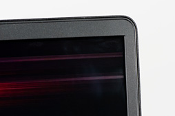 画像ギャラリー No.007のサムネイル画像 / 【PR】RTX 2080 Max-Q搭載で厚さ19mmのMSI「GS75 Stealth 8SG」徹底検証。これはバトロワのための薄型ノートPCだ