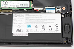 画像ギャラリー No.017のサムネイル画像 / 【PR】RTX 2080 Max-Q搭載で厚さ19mmのMSI「GS75 Stealth 8SG」徹底検証。これはバトロワのための薄型ノートPCだ