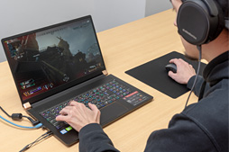 画像ギャラリー No.022のサムネイル画像 / 【PR】RTX 2080 Max-Q搭載で厚さ19mmのMSI「GS75 Stealth 8SG」徹底検証。これはバトロワのための薄型ノートPCだ