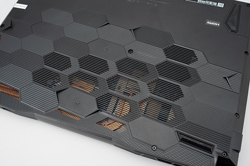 画像ギャラリー No.009のサムネイル画像 / 【PR】約17万円で買えるMSI製ゲームノートPC「Katana GF76」は,ゲームはもちろん非ゲーム用途でも価格対性能比に優れる1台だ
