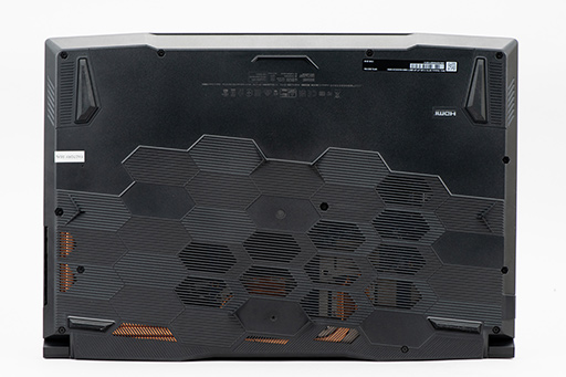 画像ギャラリー No.013のサムネイル画像 / 【PR】約17万円で買えるMSI製ゲームノートPC「Katana GF76」は,ゲームはもちろん非ゲーム用途でも価格対性能比に優れる1台だ