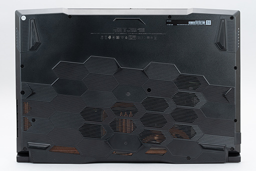 画像ギャラリー No.018のサムネイル画像 / 【PR】MSIの17.3型ゲームノートPC「Katana GF76 12U」は，第12世代Core i7とRTX 3070 Ti搭載で生まれ変わった高性能マシンだ