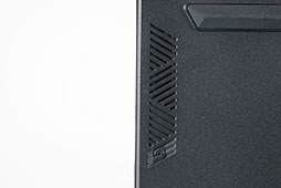 画像ギャラリー No.026のサムネイル画像 / 【PR】約1.8kgのMSI製軽量ゲームノートPC「Stealth 15M B12U」をチェック。持ち運べる軽さにゲームが快適な性能をまとめた1台だ