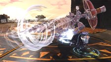 画像ギャラリー No.017のサムネイル画像 / 「マリシアス」登場するボスの一部やプレイのキモとなる「オーラシステム」などの情報公開。「灰の外套」はコンボ中にも自在に変形できる！？