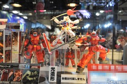 画像ギャラリー No.108のサムネイル画像 / [AOU2011]コードギアスからハイクオリティなC.C.＆カレンフィギュアが登場。「第23回プライズフェア 2011 SUMMER」フォトレポート（その1）