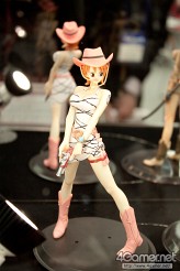 画像ギャラリー No.063のサムネイル画像 / 「ナミさん」「エヴァ6号機」「イカ娘」など，人気アニメのフィギュアがズラリ。「第24回プライズフェア」フォトレポート