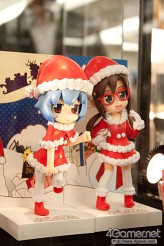 画像ギャラリー No.112のサムネイル画像 / 「ナミさん」「エヴァ6号機」「イカ娘」など，人気アニメのフィギュアがズラリ。「第24回プライズフェア」フォトレポート