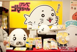 画像ギャラリー No.176のサムネイル画像 / 「ナミさん」「エヴァ6号機」「イカ娘」など，人気アニメのフィギュアがズラリ。「第24回プライズフェア」フォトレポート
