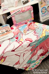画像ギャラリー No.312のサムネイル画像 / 「ナミさん」「エヴァ6号機」「イカ娘」など，人気アニメのフィギュアがズラリ。「第24回プライズフェア」フォトレポート