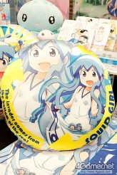 画像ギャラリー No.340のサムネイル画像 / 「ナミさん」「エヴァ6号機」「イカ娘」など，人気アニメのフィギュアがズラリ。「第24回プライズフェア」フォトレポート