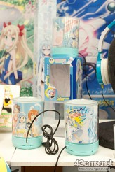 画像ギャラリー No.343のサムネイル画像 / 「ナミさん」「エヴァ6号機」「イカ娘」など，人気アニメのフィギュアがズラリ。「第24回プライズフェア」フォトレポート