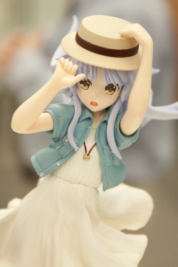 画像ギャラリー No.394のサムネイル画像 / 「ナミさん」「エヴァ6号機」「イカ娘」など，人気アニメのフィギュアがズラリ。「第24回プライズフェア」フォトレポート