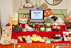 画像ギャラリー No.439のサムネイル画像 / 「ナミさん」「エヴァ6号機」「イカ娘」など，人気アニメのフィギュアがズラリ。「第24回プライズフェア」フォトレポート