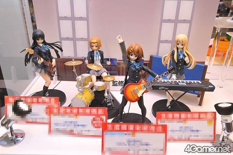 画像ギャラリー No.030のサムネイル画像 / 「まどか」や「けいおん」フィギュアが勢揃い。「第26回プライズフェア 2012 SPRING」フォトレポート