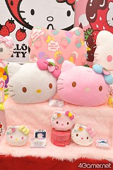 画像ギャラリー No.584のサムネイル画像 / 「まどか」や「けいおん」フィギュアが勢揃い。「第26回プライズフェア 2012 SPRING」フォトレポート
