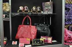 画像ギャラリー No.342のサムネイル画像 / トロ＆クロまさかの俺妹コラボなど，注目アイテムが続々登場。最新プライズがズラリと並んだ「第28回 プライズフェア」フォトレポート