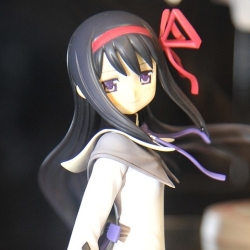 画像ギャラリー No.007のサムネイル画像 / 女性向けアイテムも続々登場。「ワンピース」「銀魂」「薄桜鬼」などに人気が集まった「第30回プライズフェア 2013 SPRING」フォトレポート