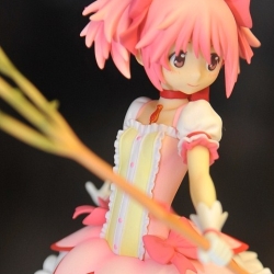 画像ギャラリー No.009のサムネイル画像 / 女性向けアイテムも続々登場。「ワンピース」「銀魂」「薄桜鬼」などに人気が集まった「第30回プライズフェア 2013 SPRING」フォトレポート