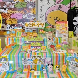 画像ギャラリー No.246のサムネイル画像 / 女性向けアイテムも続々登場。「ワンピース」「銀魂」「薄桜鬼」などに人気が集まった「第30回プライズフェア 2013 SPRING」フォトレポート