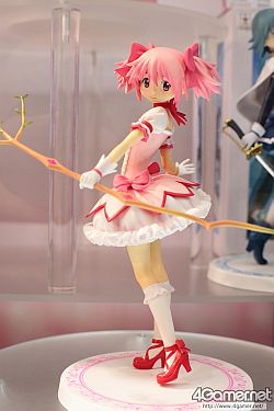 画像ギャラリー No.072のサムネイル画像 / 懐かしのルリルリから，キュアハートまで。ハイクオリティなフィギュアが勢揃いした「第31回プライズフェア」フォトレポート