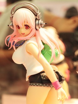 画像ギャラリー No.022のサムネイル画像 / 「進撃の巨人」や「艦これ」グッズが早くも登場。フィギュアからグッズまでズラりと並んだ「第33回プライズフェア」フォトレポート
