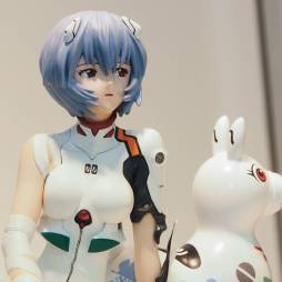 画像ギャラリー No.049のサムネイル画像 / フィギュアからグッズまでズラりと並んだ「第34回プライズフェア」をフォトレポート。「進撃の巨人」や「艦これ」人気が止まらない！
