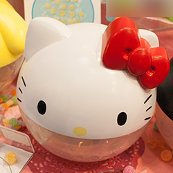 画像ギャラリー No.195のサムネイル画像 / 「艦これ」「パズドラ」「ラブライブ!」グッズ&フィギュアが百花繚乱。気になるアイテムがてんこ盛りだった「第35回 プライズフェア」レポート