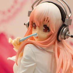 画像ギャラリー No.335のサムネイル画像 / 「艦これ」「パズドラ」「ラブライブ！」グッズ＆フィギュアが百花繚乱。気になるアイテムがてんこ盛りだった「第35回 プライズフェア」レポート