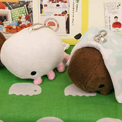 画像ギャラリー No.369のサムネイル画像 / 映像化間近の「寄生獣」が大人気。「アイマス」「ラブライブ」「Wake Up, Girls！」などアイドル達も勢ぞろいの「第36回 プライズフェア」レポート