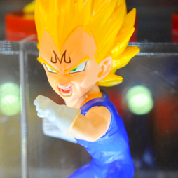画像ギャラリー No.061のサムネイル画像 / 夏の終わりに水着フィギュアが大豊作。年明け登場の新作グッズが勢揃いした「第37回プライズフェア」フォトレポート