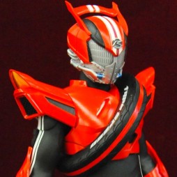 画像ギャラリー No.106のサムネイル画像 / 夏の終わりに水着フィギュアが大豊作。年明け登場の新作グッズが勢揃いした「第37回プライズフェア」フォトレポート