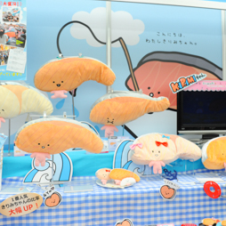 画像ギャラリー No.285のサムネイル画像 / 夏の終わりに水着フィギュアが大豊作。年明け登場の新作グッズが勢揃いした「第37回プライズフェア」フォトレポート