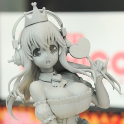 画像ギャラリー No.312のサムネイル画像 / 夏の終わりに水着フィギュアが大豊作。年明け登場の新作グッズが勢揃いした「第37回プライズフェア」フォトレポート