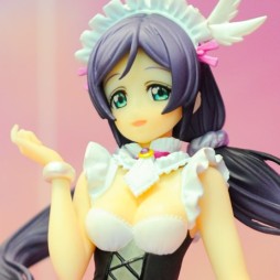 画像ギャラリー No.317のサムネイル画像 / 夏の終わりに水着フィギュアが大豊作。年明け登場の新作グッズが勢揃いした「第37回プライズフェア」フォトレポート