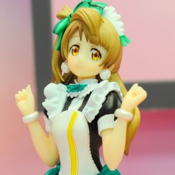 画像ギャラリー No.323のサムネイル画像 / 夏の終わりに水着フィギュアが大豊作。年明け登場の新作グッズが勢揃いした「第37回プライズフェア」フォトレポート