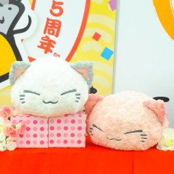 画像ギャラリー No.341のサムネイル画像 / 夏の終わりに水着フィギュアが大豊作。年明け登場の新作グッズが勢揃いした「第37回プライズフェア」フォトレポート