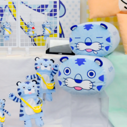 画像ギャラリー No.384のサムネイル画像 / 夏の終わりに水着フィギュアが大豊作。年明け登場の新作グッズが勢揃いした「第37回プライズフェア」フォトレポート