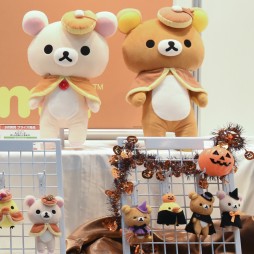 画像ギャラリー No.044のサムネイル画像 / 夏登場のプライズアイテムが勢揃い。大型フィギュアからファンシー系まで取揃えられた「第39回プライズフェア」レポート
