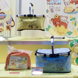 画像ギャラリー No.046のサムネイル画像 / 夏登場のプライズアイテムが勢揃い。大型フィギュアからファンシー系まで取揃えられた「第39回プライズフェア」レポート