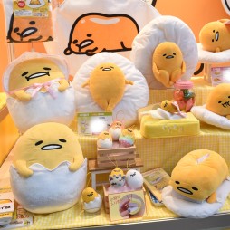 画像ギャラリー No.190のサムネイル画像 / 夏登場のプライズアイテムが勢揃い。大型フィギュアからファンシー系まで取揃えられた「第39回プライズフェア」レポート