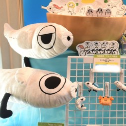 画像ギャラリー No.284のサムネイル画像 / 夏登場のプライズアイテムが勢揃い。大型フィギュアからファンシー系まで取揃えられた「第39回プライズフェア」レポート