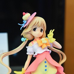 画像ギャラリー No.071のサムネイル画像 / 2016年春の新作アイテムが勢揃い。ゲームキャラのフィギュアも多数並んだ「第42回プライズフェア」レポート