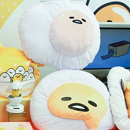 画像ギャラリー No.217のサムネイル画像 / 2016年春の新作アイテムが勢揃い。ゲームキャラのフィギュアも多数並んだ「第42回プライズフェア」レポート