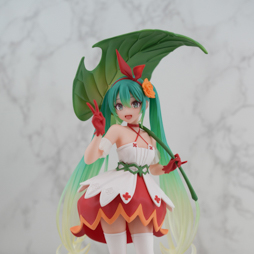 画像ギャラリー No.142のサムネイル画像 / 「第68回プライズフェア」フォトレポート。東リベや呪術廻戦などのフィギュアやグッズが続々登場