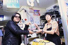 画像ギャラリー No.002のサムネイル画像 / 「BLAZBLUE CONTINUUM SHIFT 2」店舗向け感謝イベントを開催